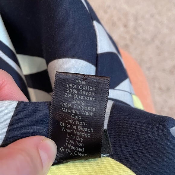 Ann Taylor Factory funky floral navy skirt Size 14 - Picture 4 of 5